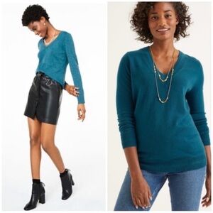 Charter Club 100% Cashmere Alpine v-neck sweater